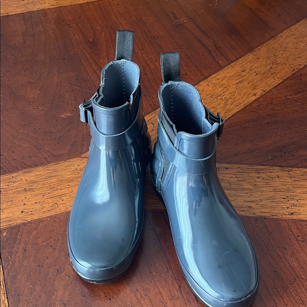 Hunter Women's Gray Ankle Rain Boots